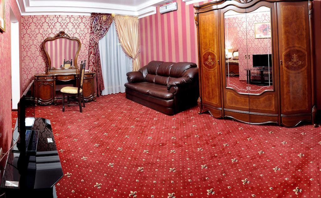 Garden Hall Ternopil Chambre photo