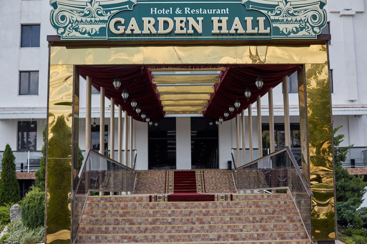 Garden Hall Ternopil Extérieur photo