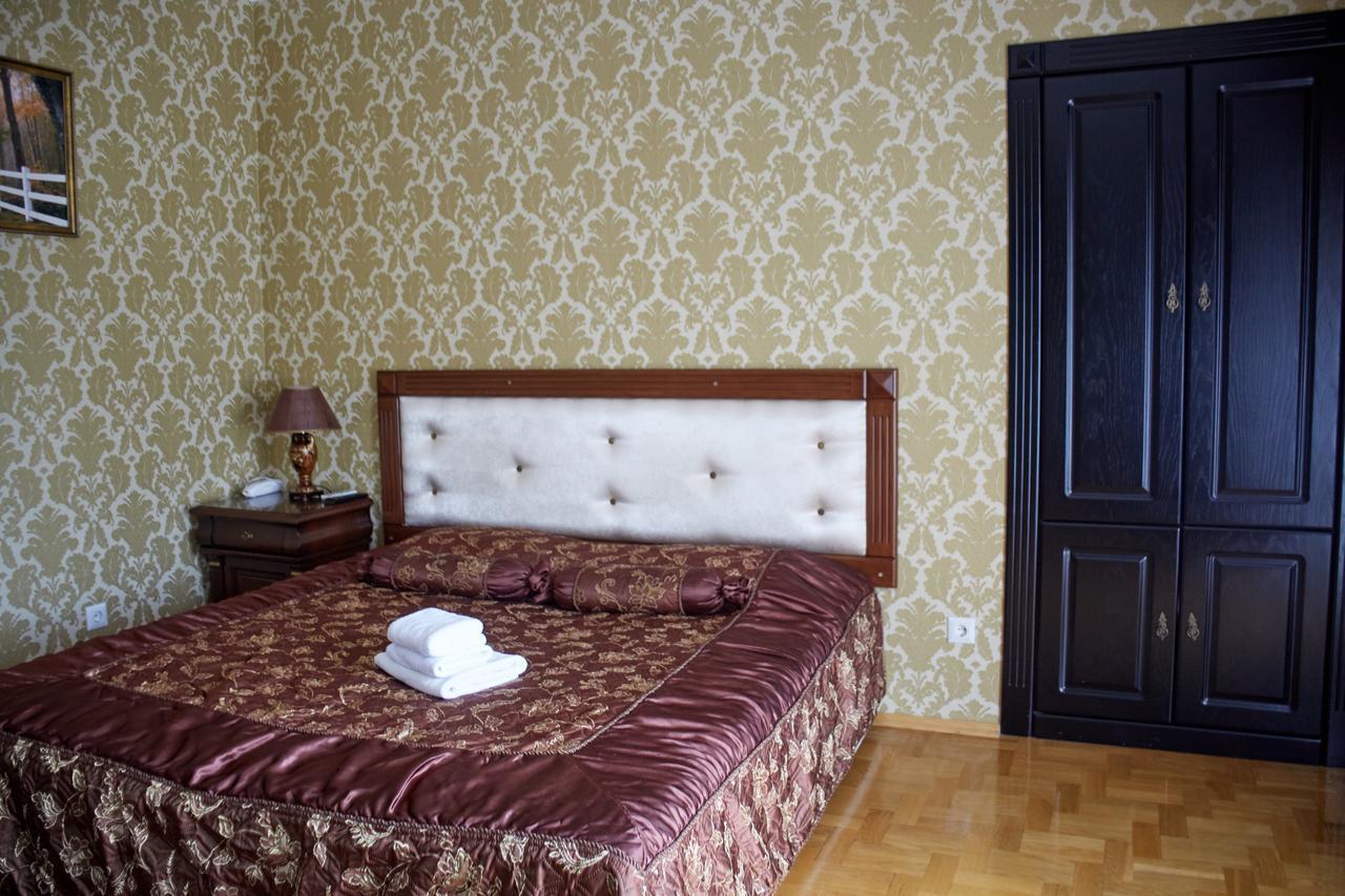Garden Hall Ternopil Extérieur photo